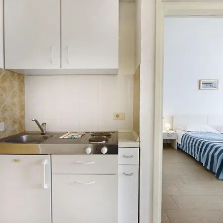 Nettes In Valica Mit Grossem Garten By Interhome Apartament *