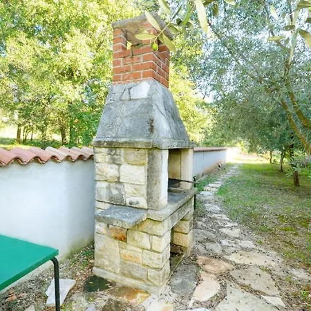 Nettes In Valica Mit Grossem Garten By Interhome * Mazurija